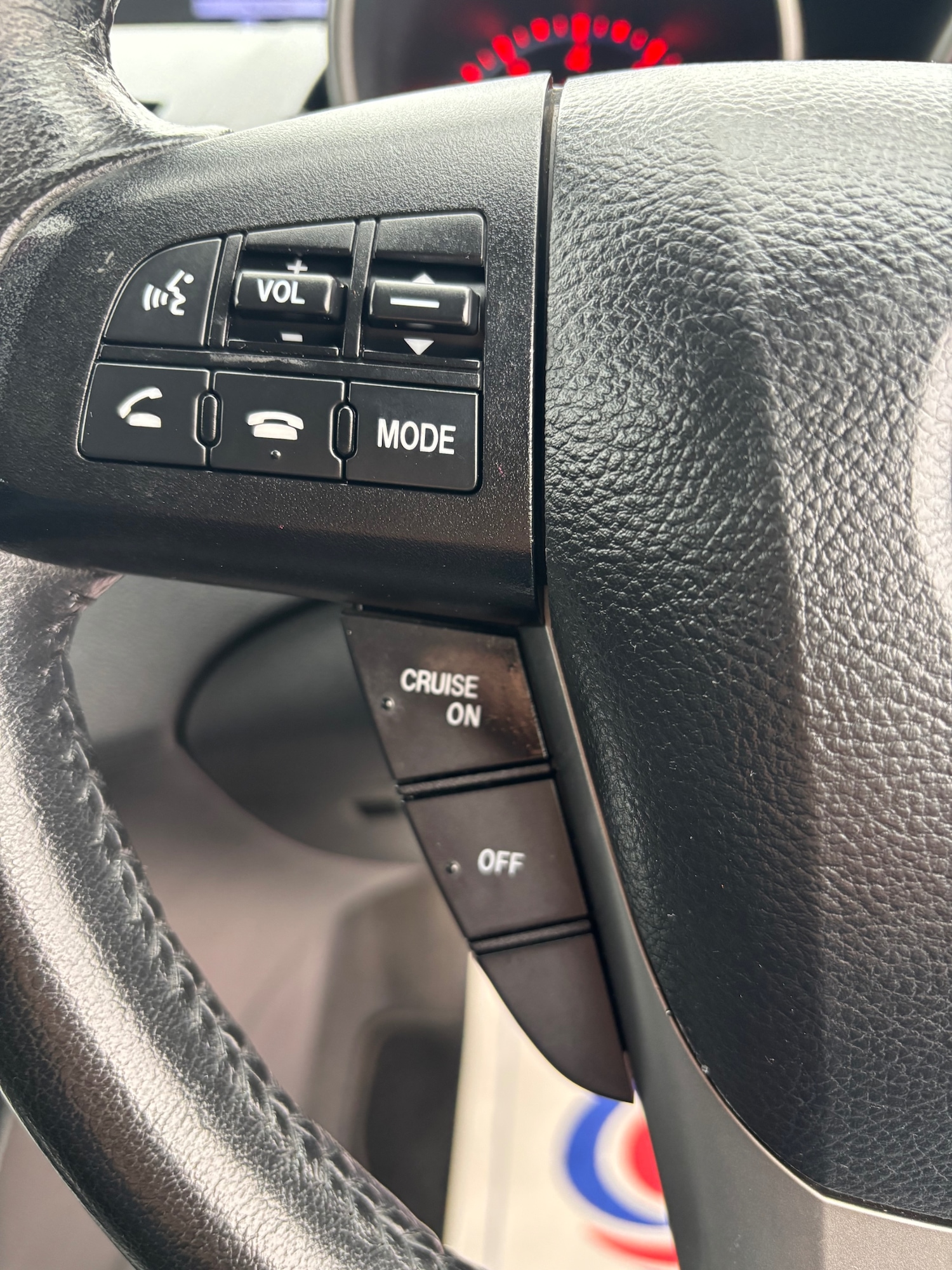 Used Mazda Mazda3 2011 for sale - 76366963: Photo 12