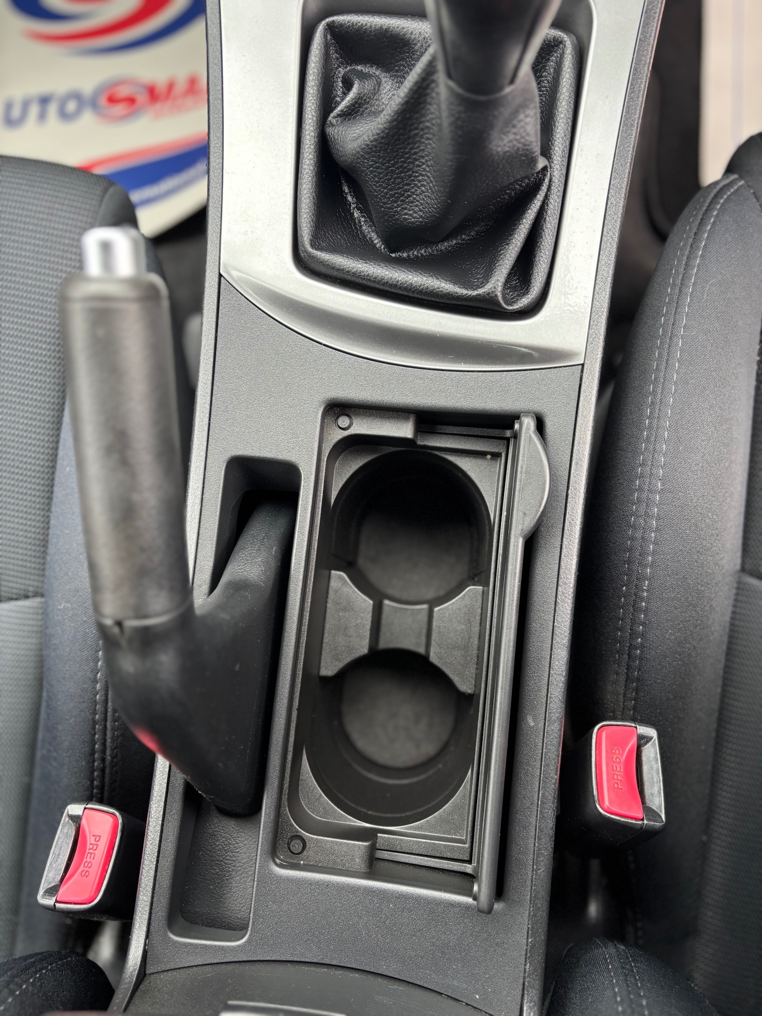 Used Mazda Mazda3 2011 for sale - 76366963: Photo 14