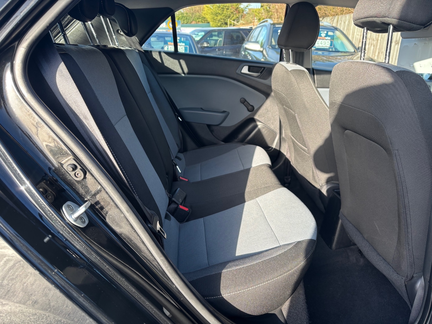 Used Hyundai i20 2016 for sale - 77371116: Photo 8