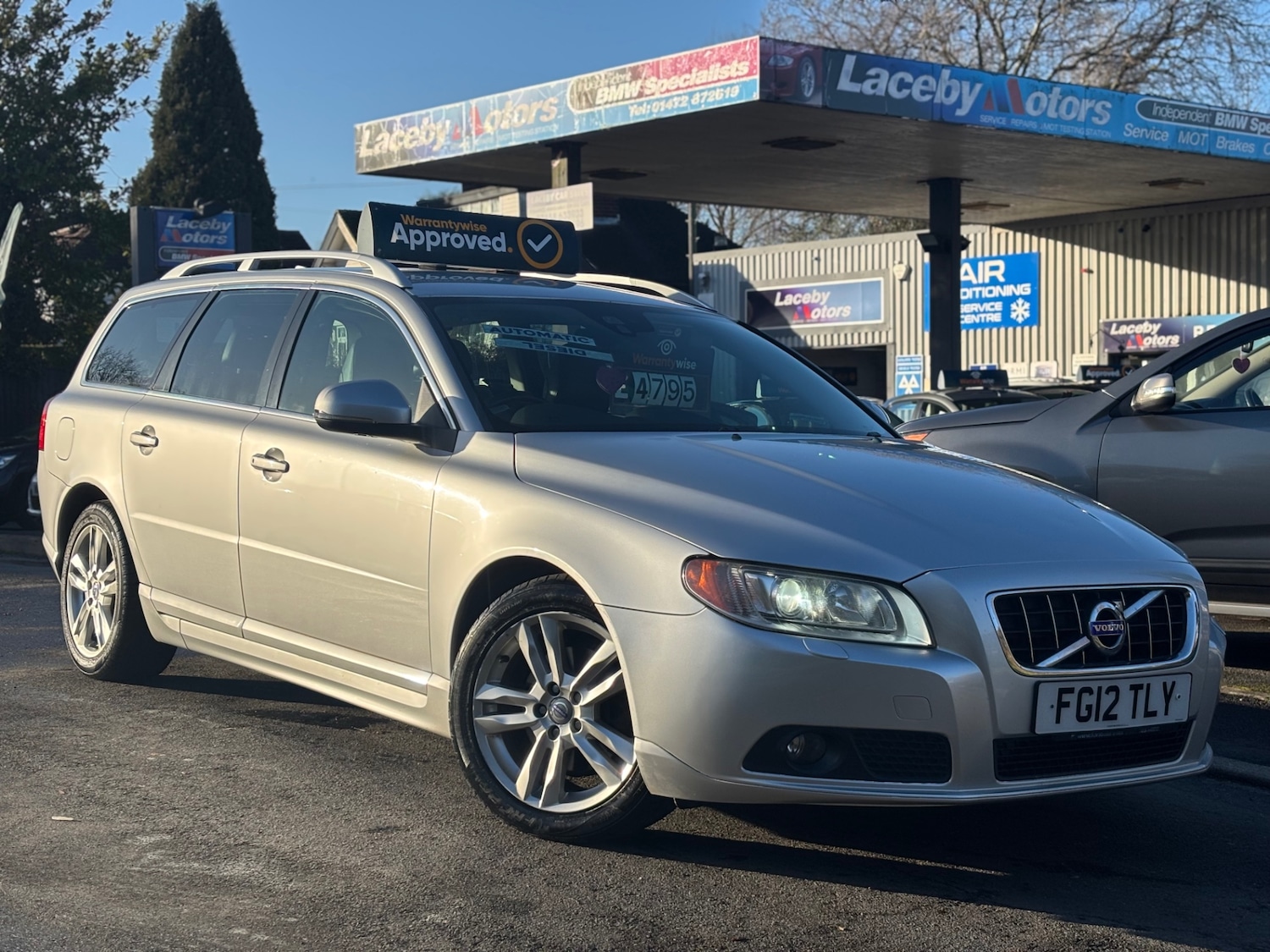 Used Volvo V70 2012 for sale - 76834655: Photo 1