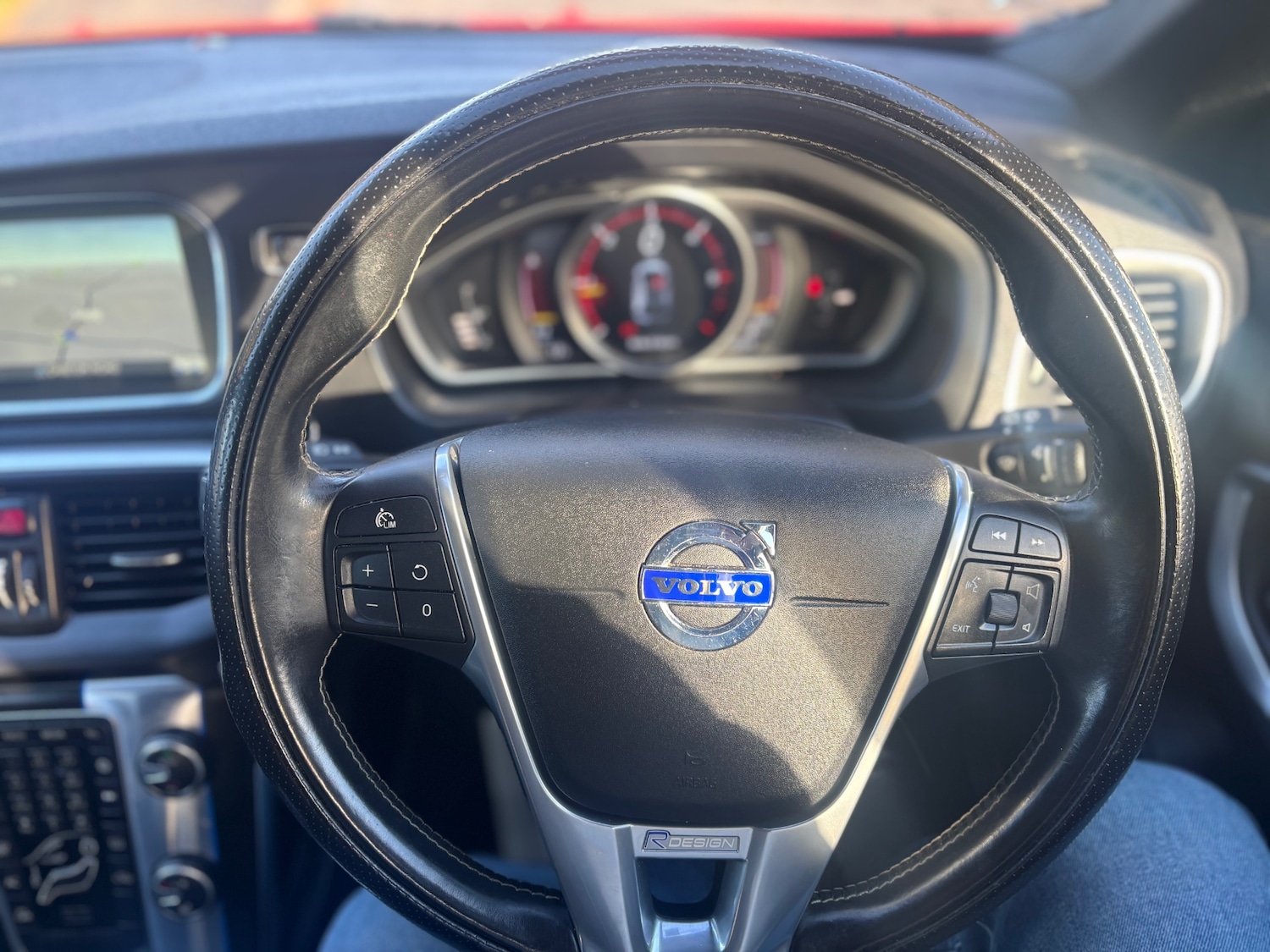 Used Volvo V40 2016 for sale - 76369458: Photo 11