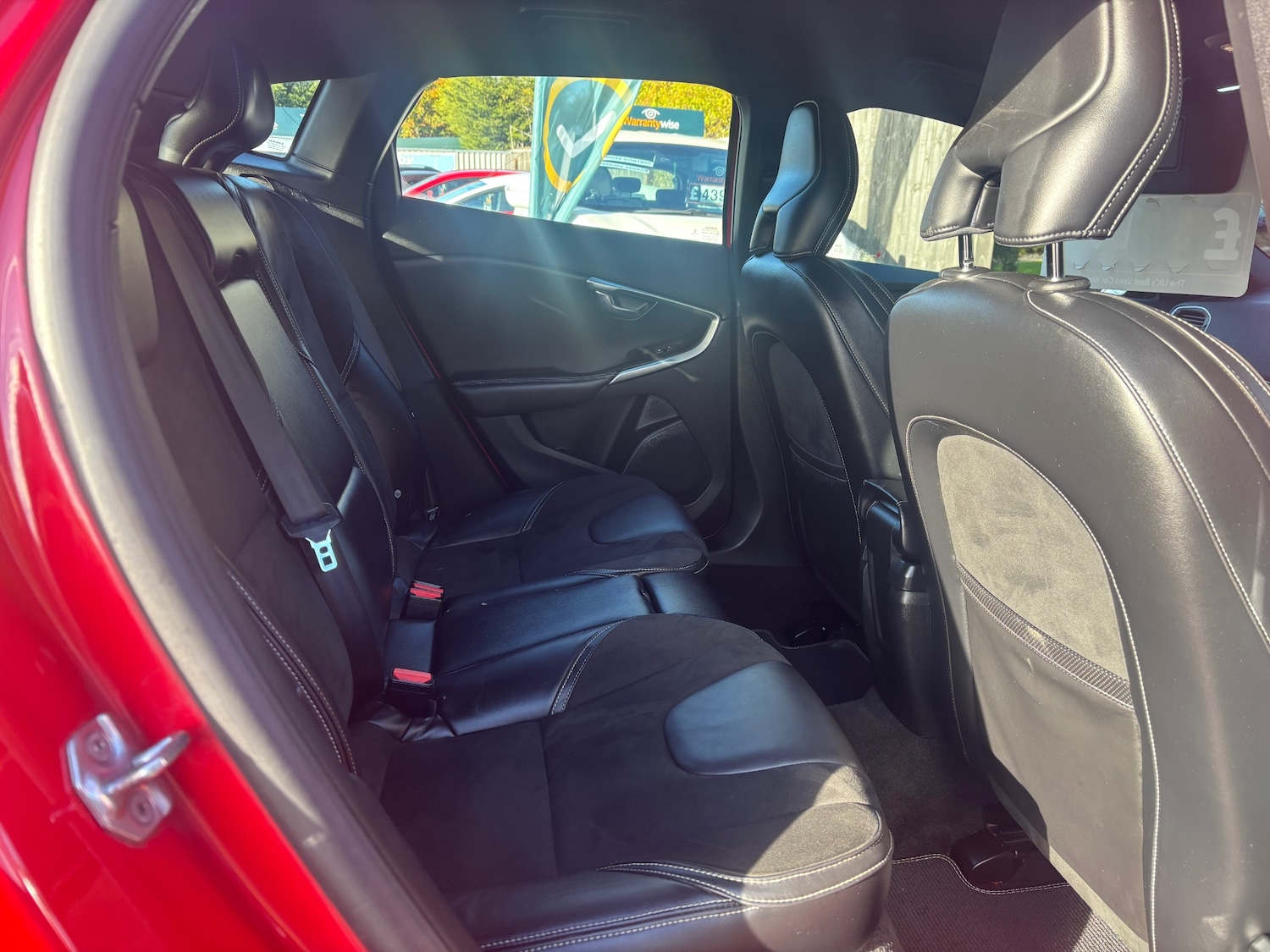 Used Volvo V40 2016 for sale - 76369458: Photo 7