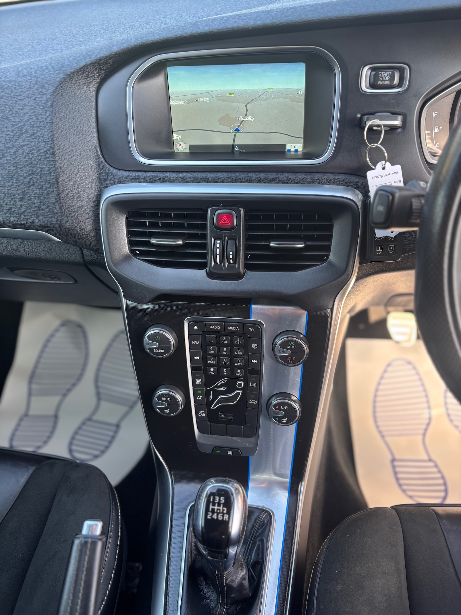 Used Volvo V40 2016 for sale - 76120467: Photo 10