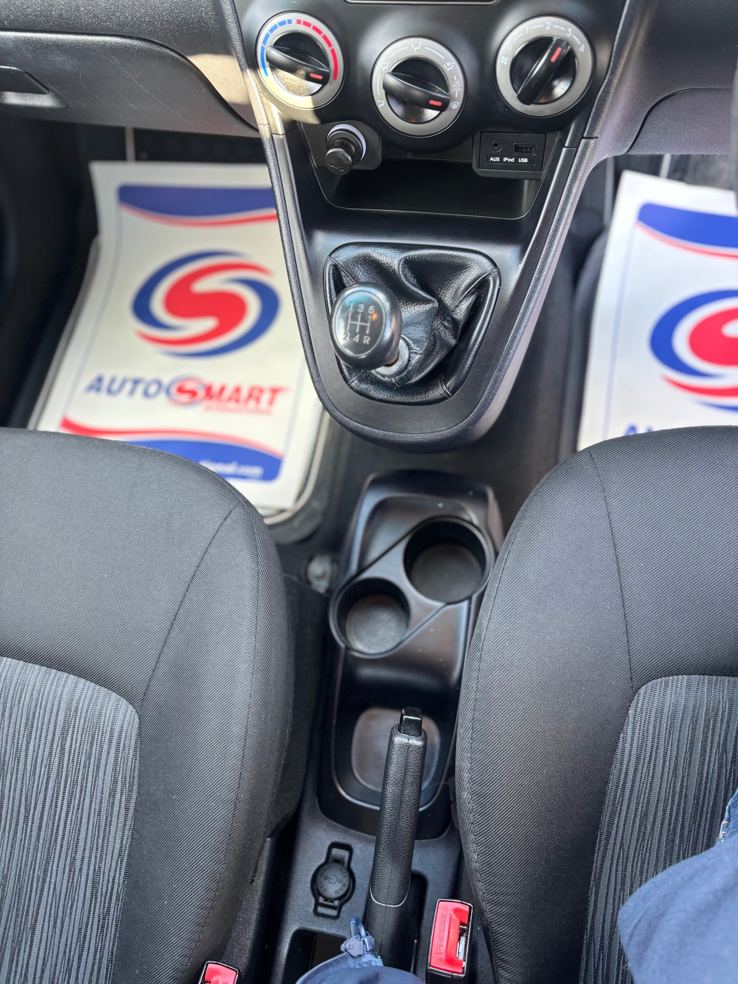 Used Hyundai i10 2013 for sale - 77575446: Photo 12