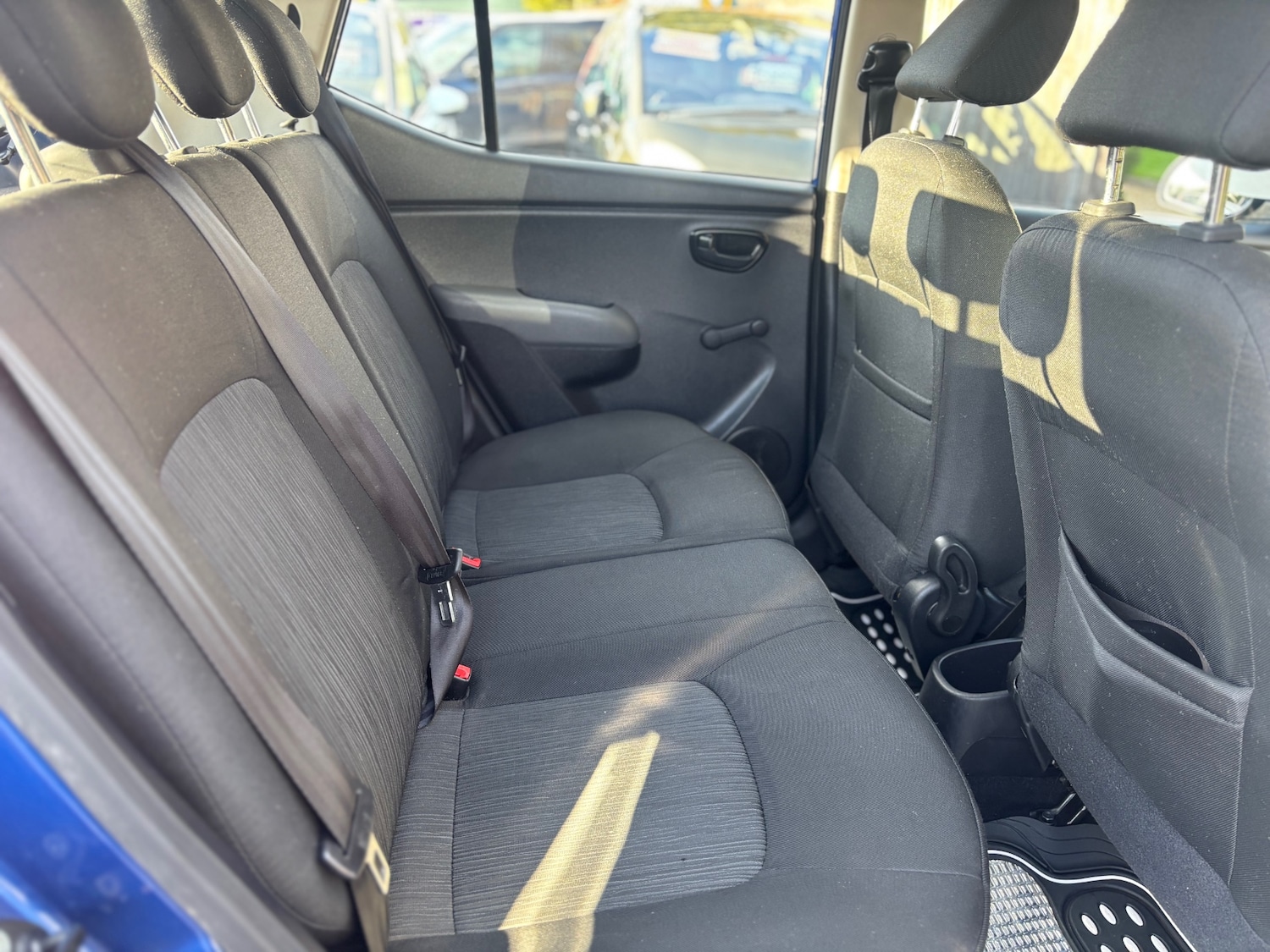 Used Hyundai i10 2013 for sale - 77575446: Photo 8