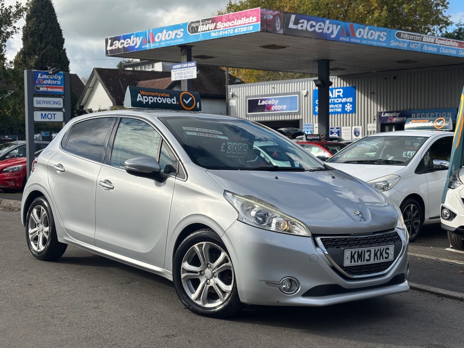 Used Peugeot 208 2013 for sale - 76369425: Photo 1