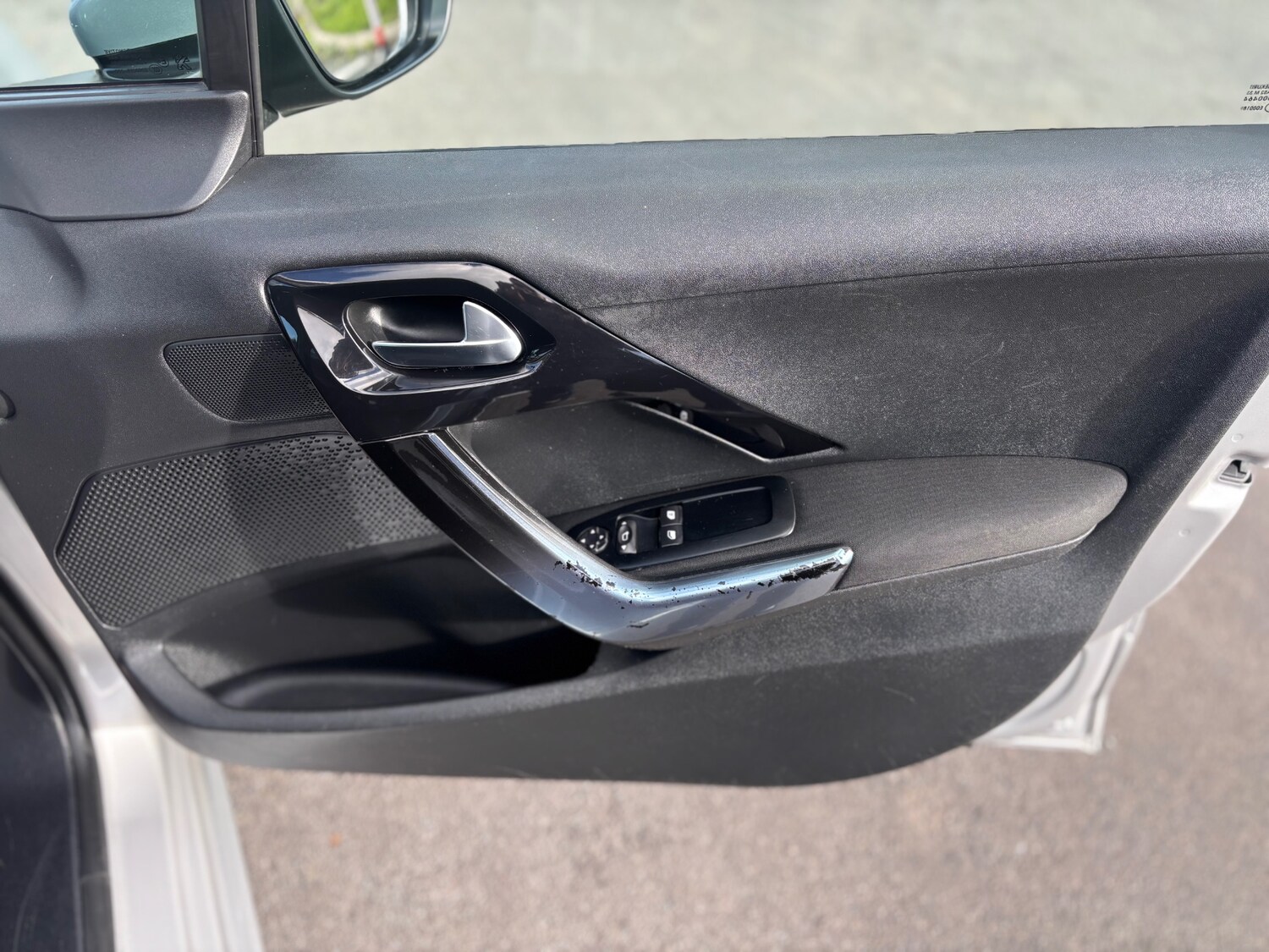 Used Peugeot 208 2013 for sale - 76369425: Photo 14