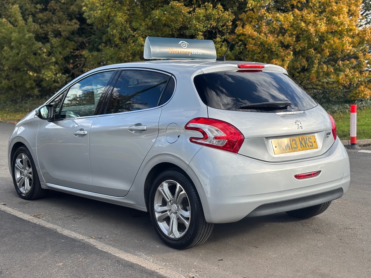 Used Peugeot 208 2013 for sale - 76369425: Photo 4