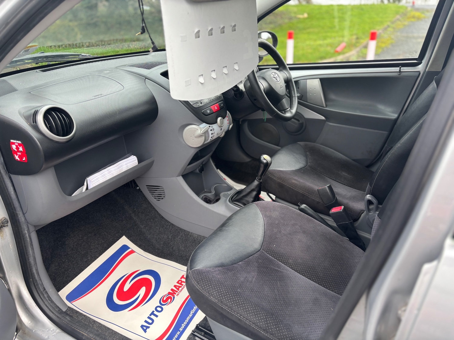 Used Toyota AYGO 2011 for sale - 77399277: Photo 13