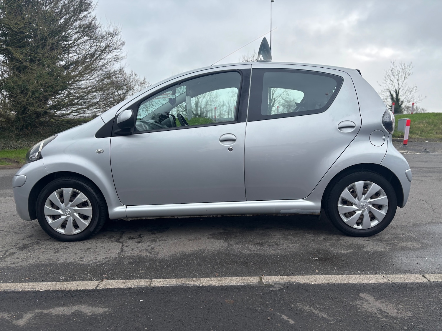 Used Toyota AYGO 2011 for sale - 77399277: Photo 24