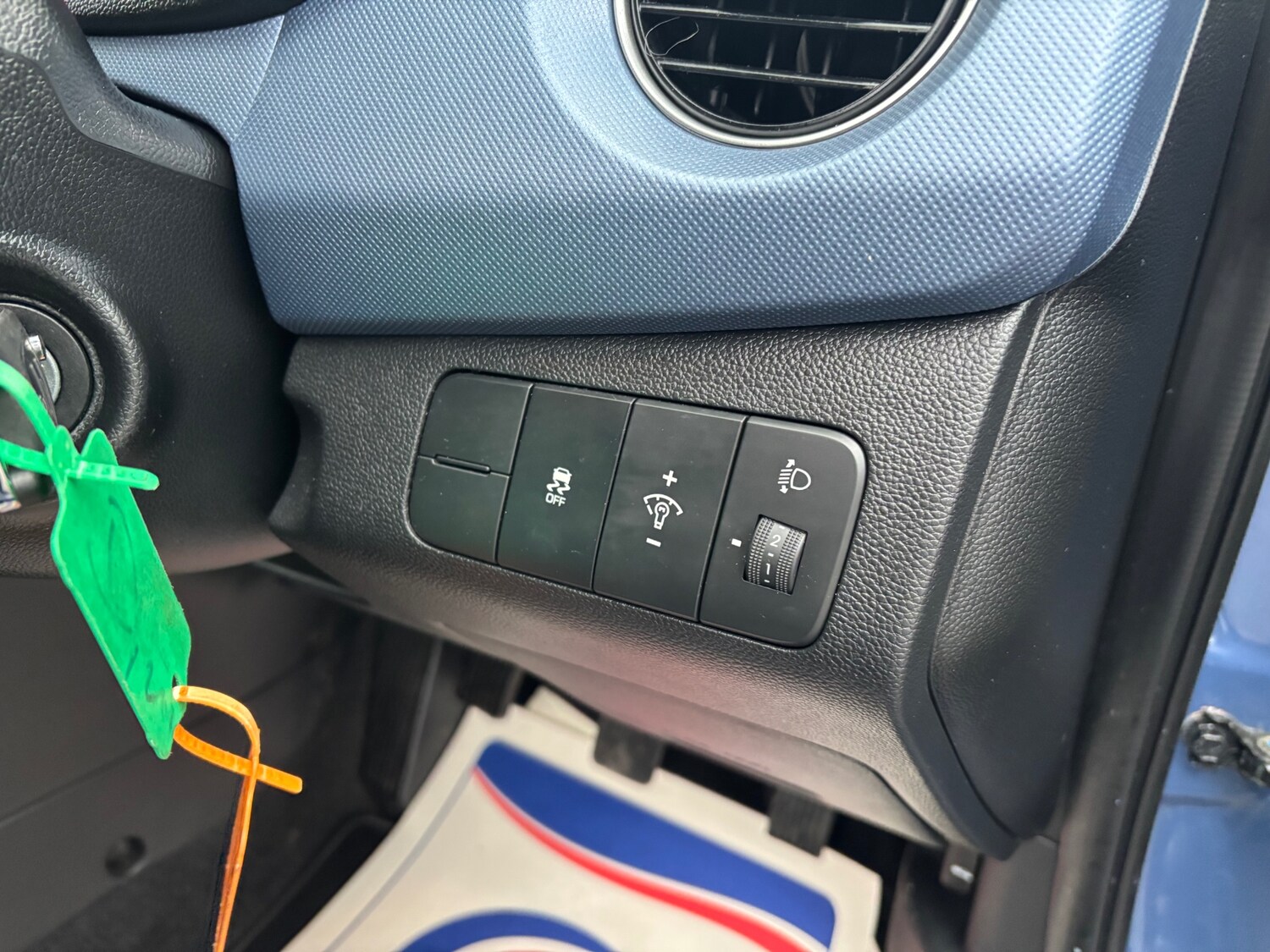 Used Hyundai i10 2014 for sale - 77403859: Photo 16