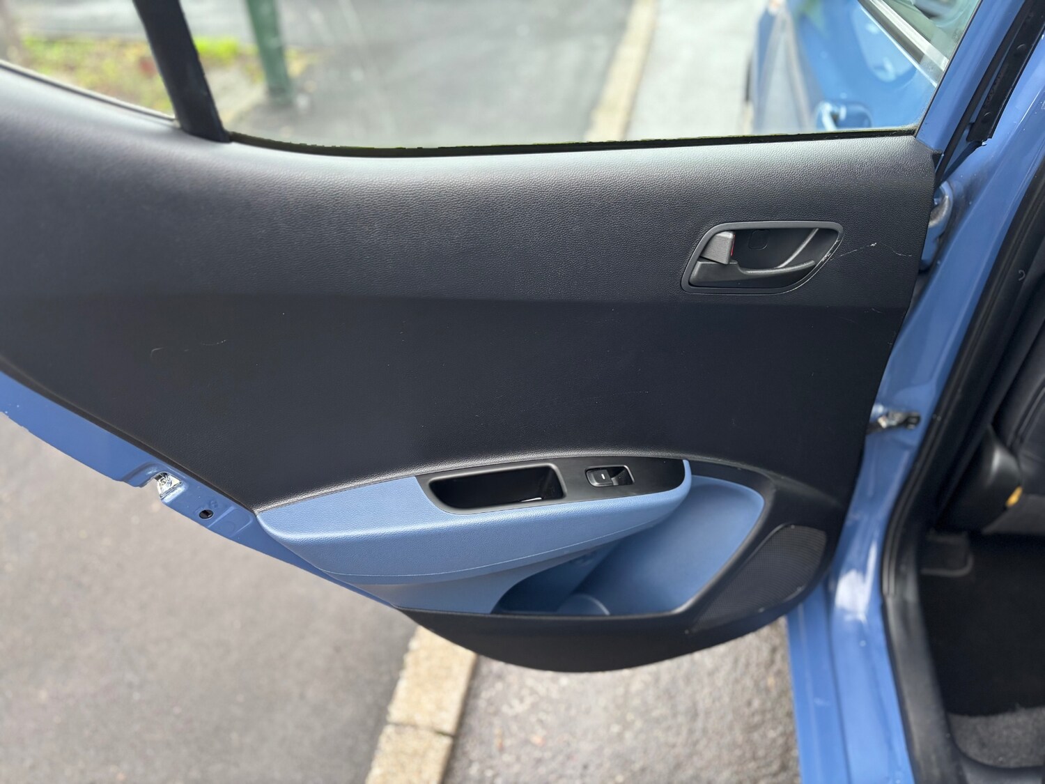 Used Hyundai i10 2014 for sale - 77403859: Photo 19