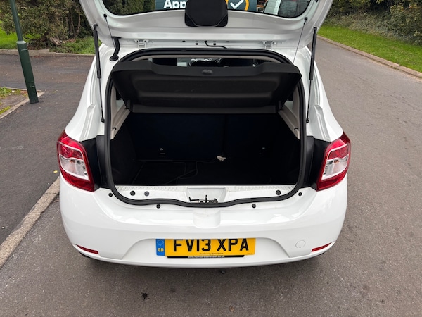 Used Dacia Sandero 2013 for sale - 76223225: Photo 13