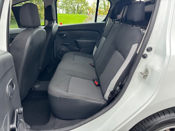 Used Dacia Sandero 2013 for sale - 76223225: Photo 17