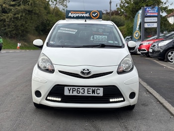 Used Toyota AYGO 2013 for sale - 76171477: Photo 2