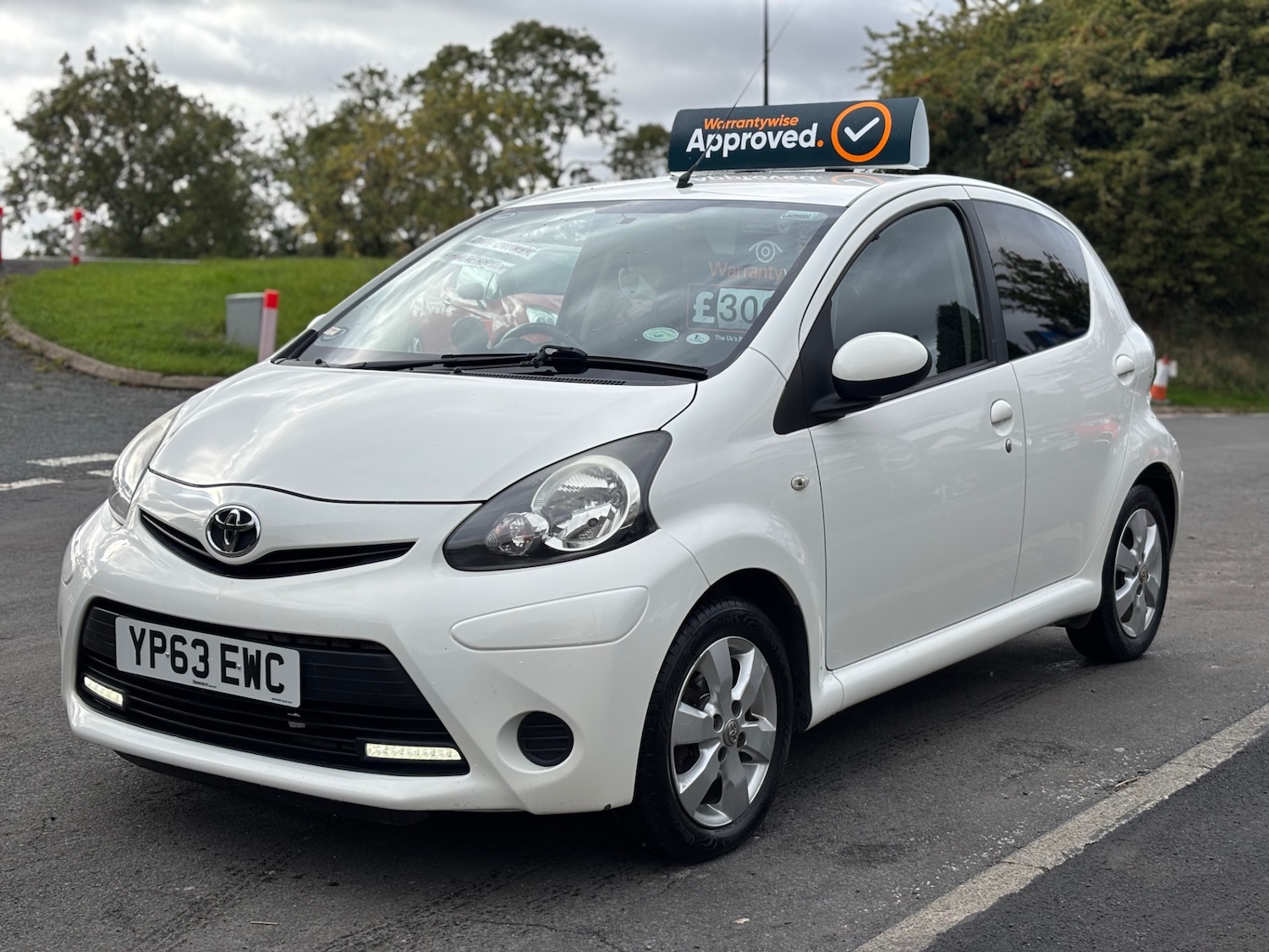 Used Toyota AYGO 2013 for sale - 76171477: Photo 3