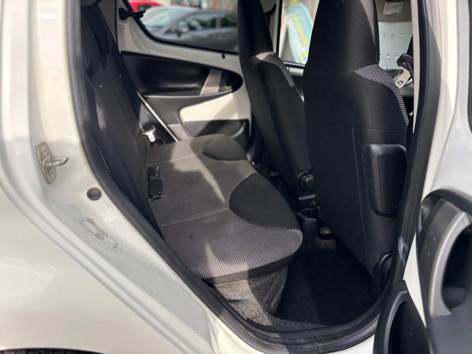 Used Toyota AYGO 2013 for sale - 76171477: Photo 8