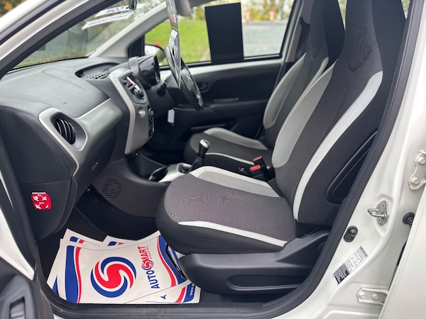 Used Toyota AYGO 2015 for sale - 76281664: Photo 10