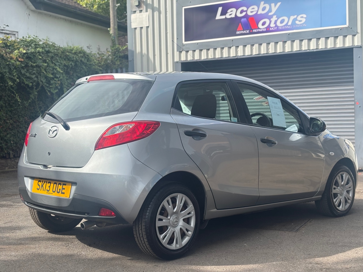 Used Mazda Mazda2 2013 for sale - 76070598: Photo 6