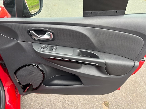 Used Renault Clio 2016 for sale - 76281479: Photo 14