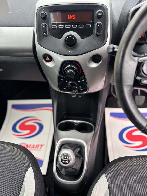 Used Toyota AYGO 2015 for sale - 76281427: Photo 6