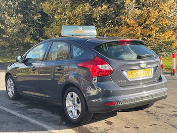 Used Ford Focus 2011 for sale - 76444735: Photo