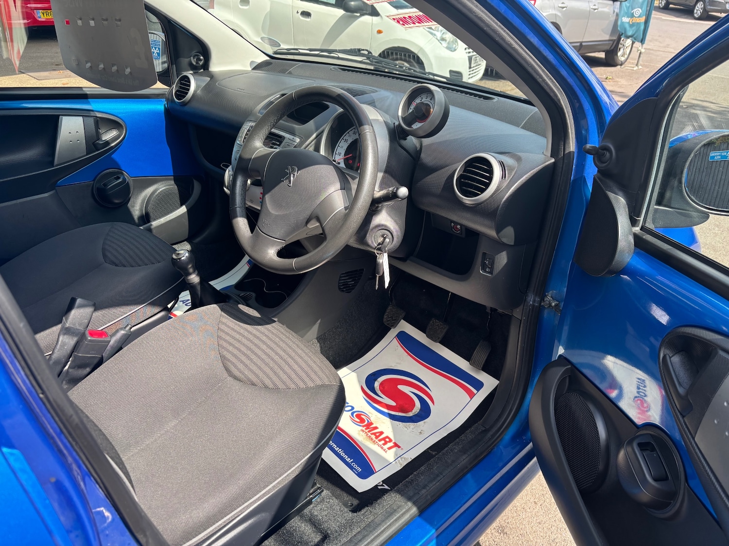 Used Peugeot 107 2013 for sale - 76366984: Photo 11