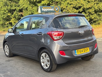 Used Hyundai i10 2014 for sale - 79452364: Photo
