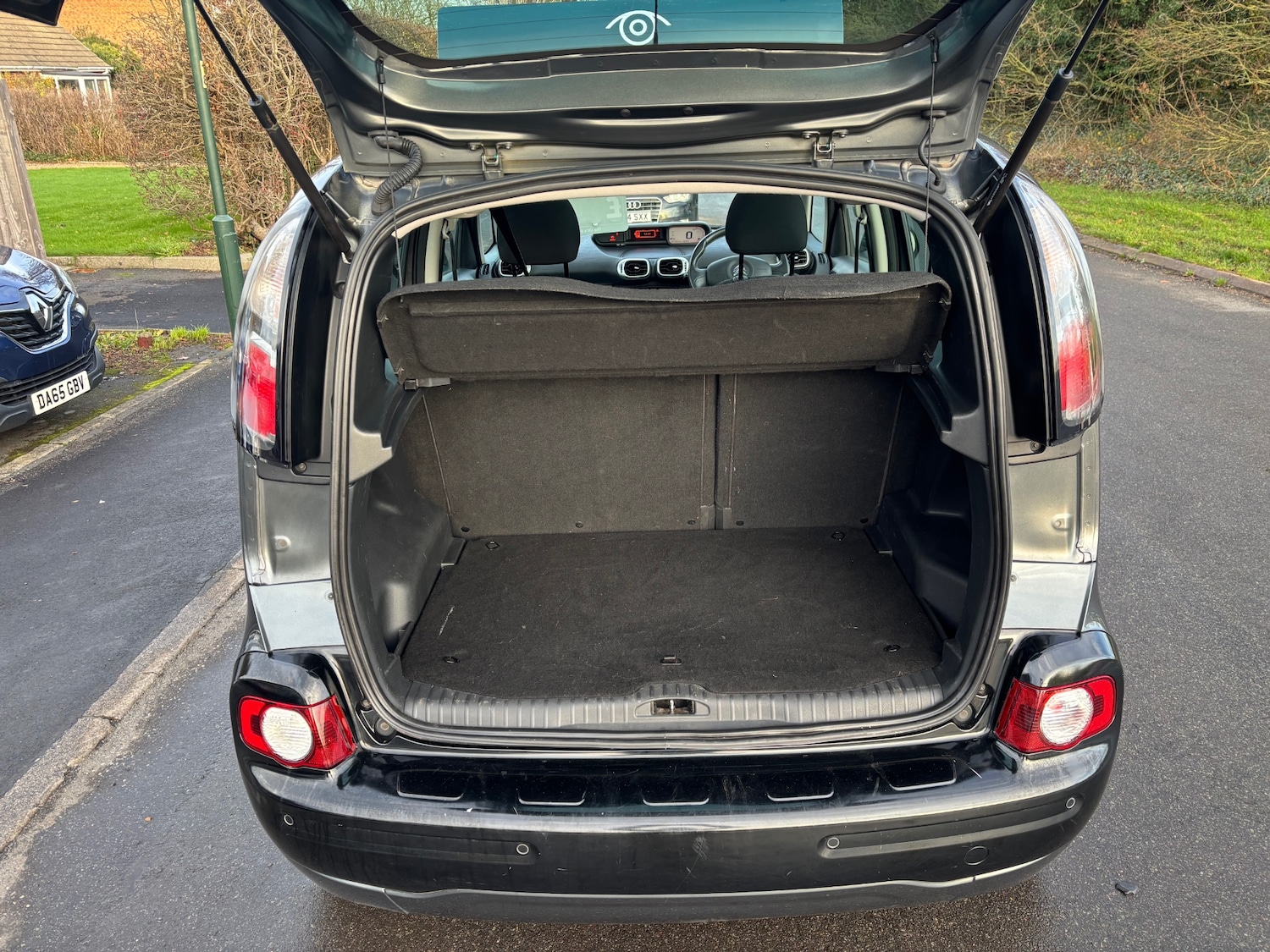 Used Citroen C3 Picasso 2016 for sale - 76935495: Photo 18