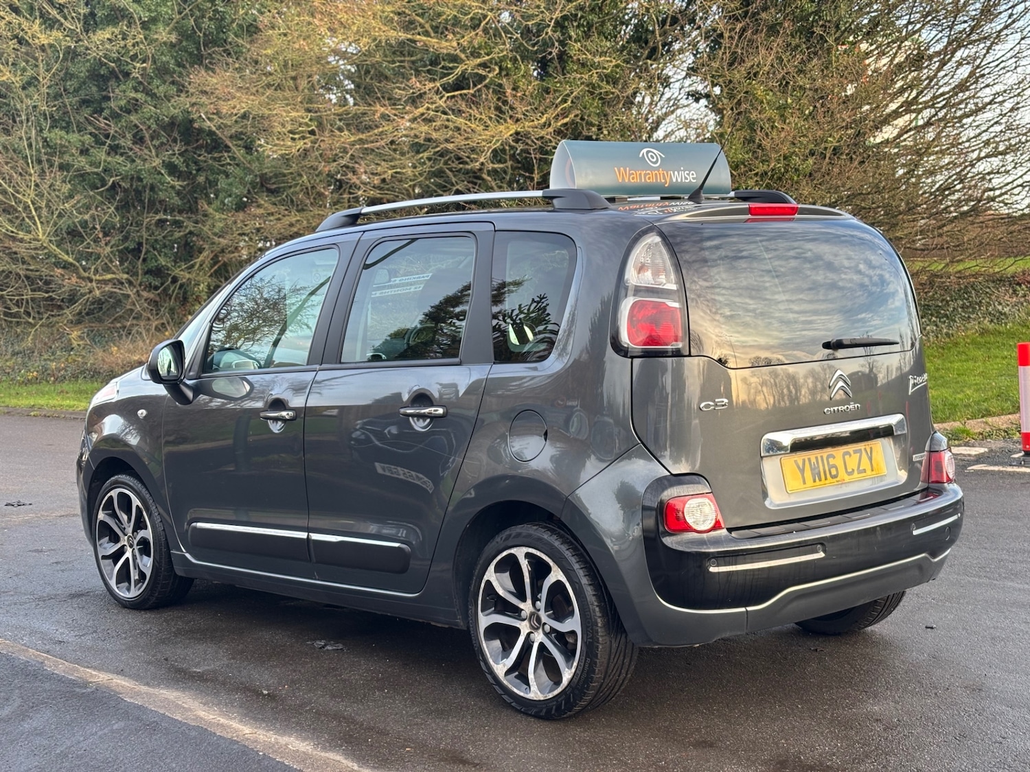 Used Citroen C3 Picasso 2016 for sale - 76935495: Photo 4