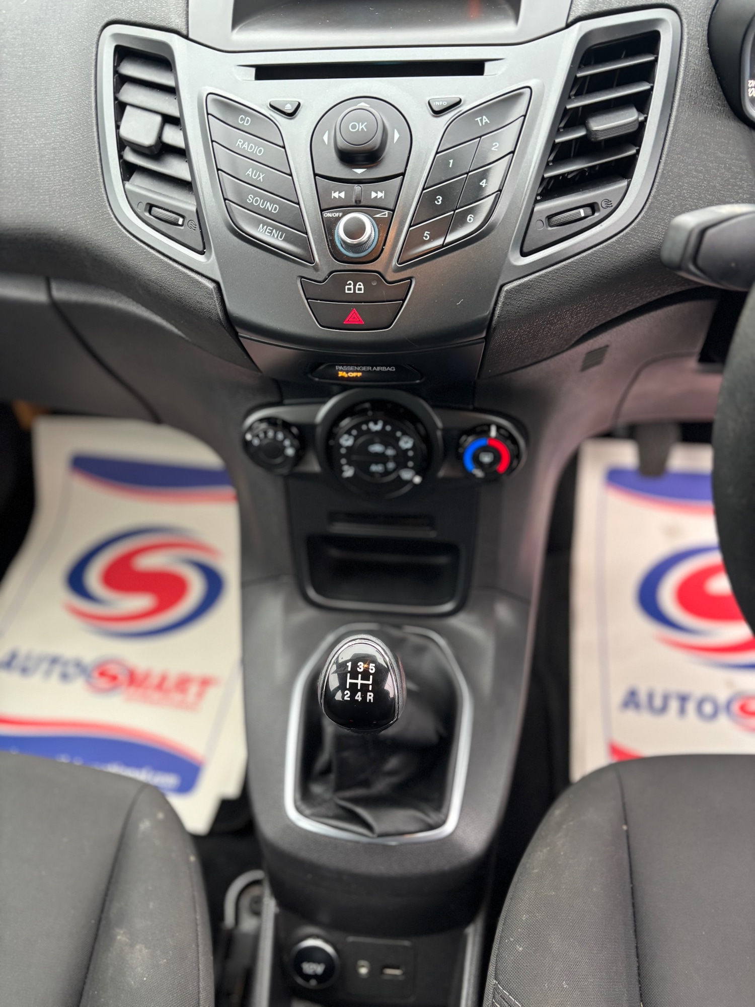 Used Ford Fiesta 2013 for sale - 76369432: Photo 10