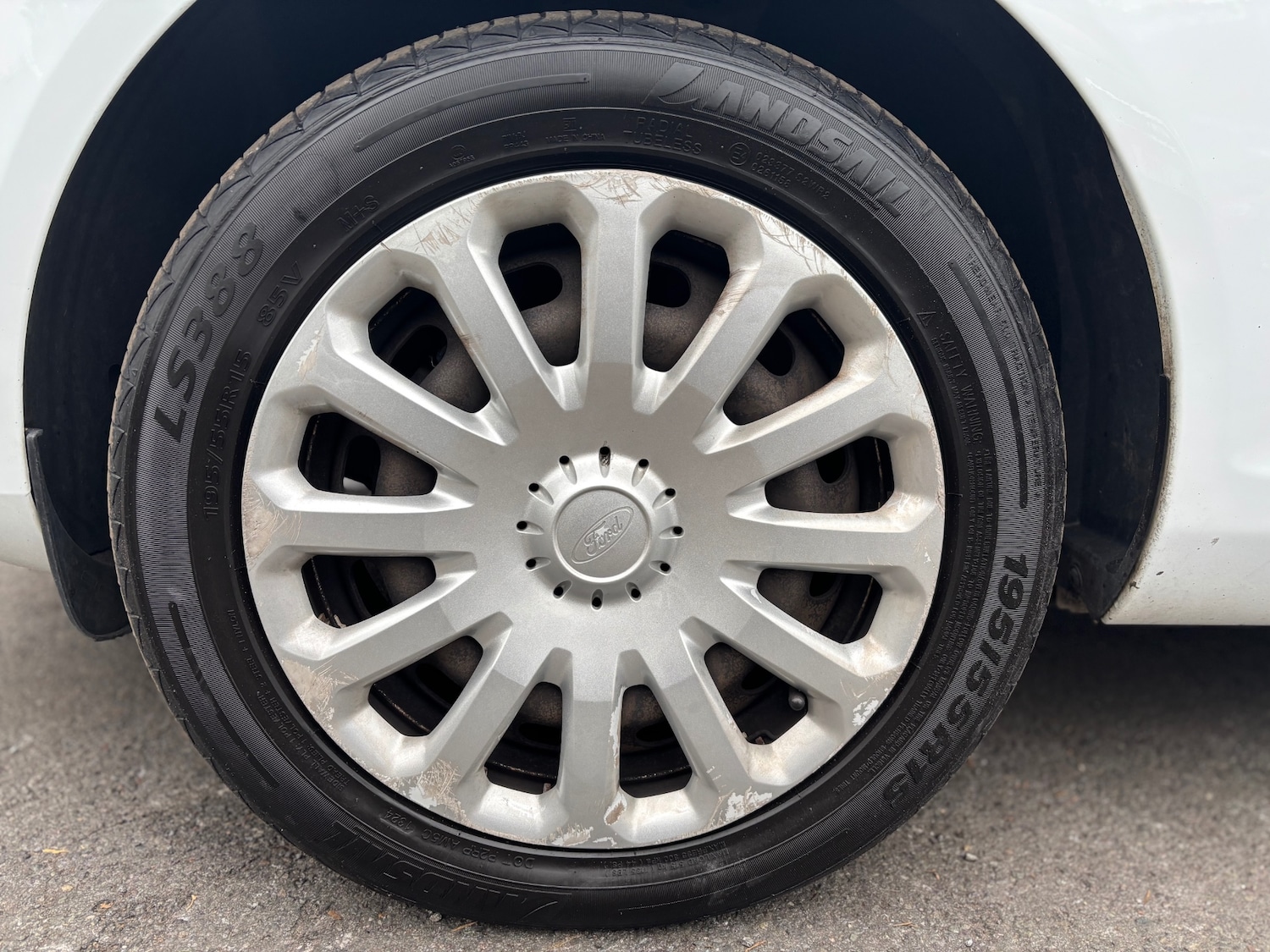 Used Ford Fiesta 2013 for sale - 76369432: Photo 17