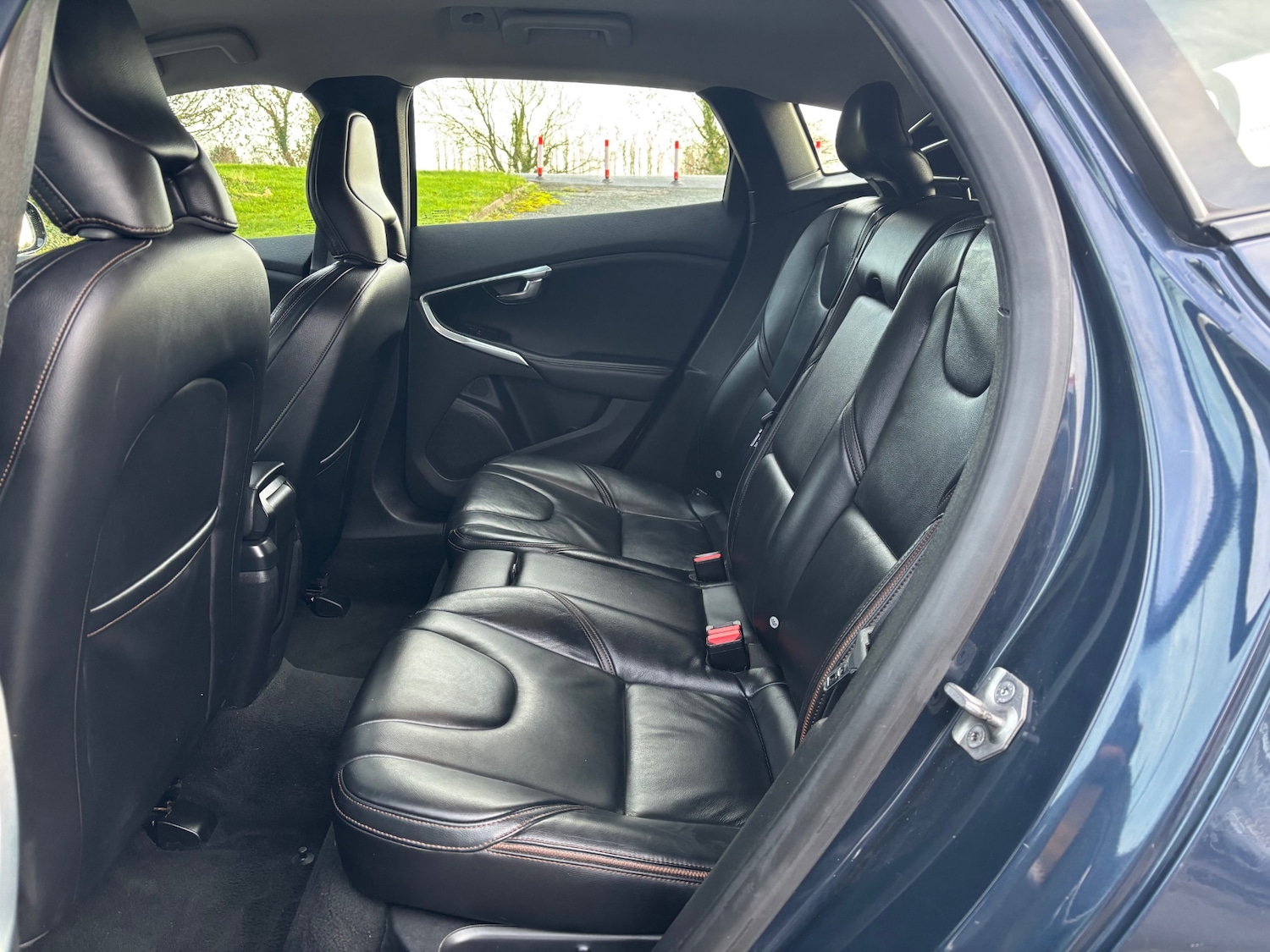 Used Volvo V40 2013 for sale - 76935492: Photo 17