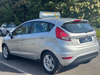 Used Ford Fiesta 2013 for sale - 76120469: Photo 4
