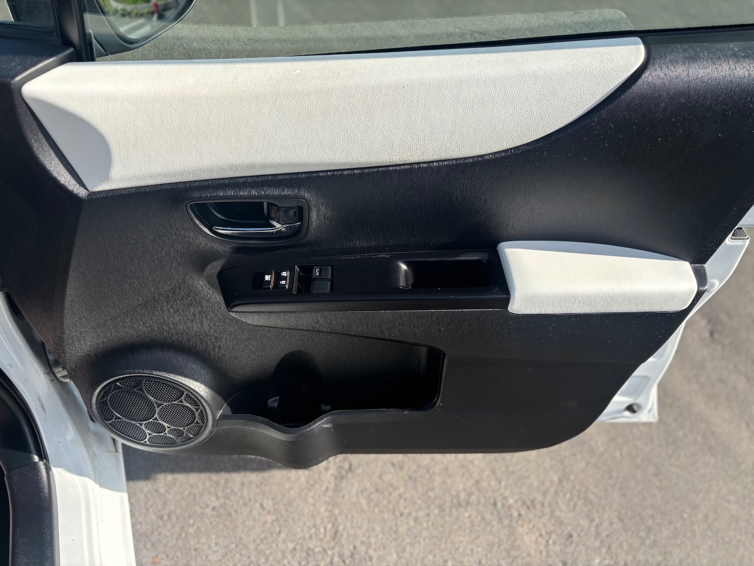 Used Toyota Yaris 2013 for sale - 76369421: Photo 15