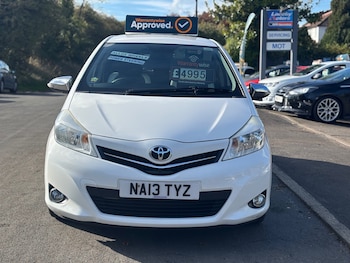 Used Toyota Yaris 2013 for sale - 76369421: Photo