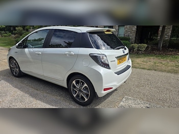 Used Toyota Yaris 2014 for sale - 79062290: Photo