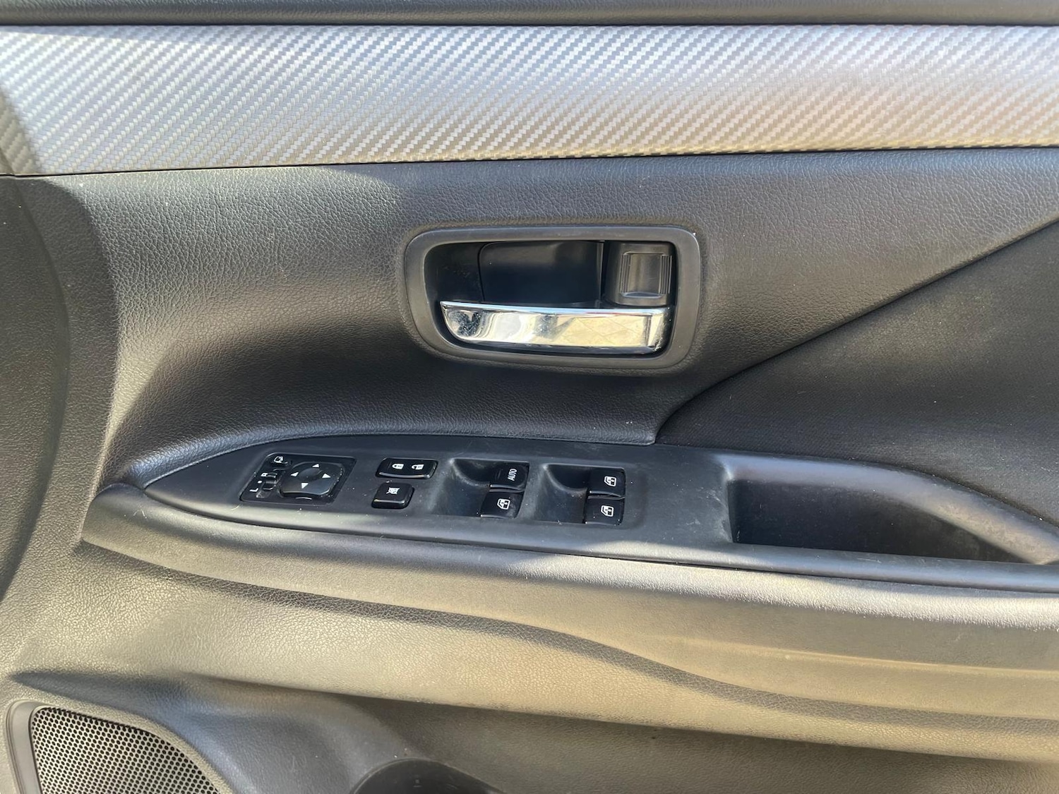 Used Mitsubishi Outlander 2016 for sale - 76887489: Photo 21