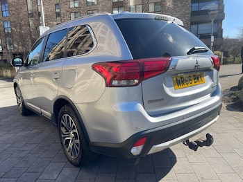 Used Mitsubishi Outlander 2016 for sale - 76887489: Photo