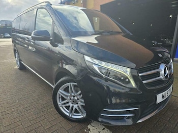 Used Mercedes-Benz V-Class 2018 for sale - 77550059: Photo
