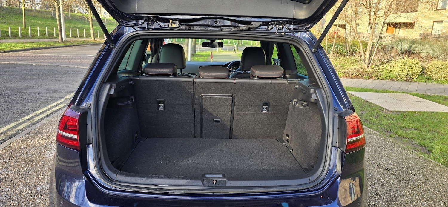 Used Volkswagen Golf 2014 for sale - 77163638: Photo 30