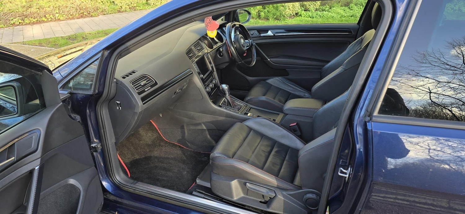 Used Volkswagen Golf 2014 for sale - 77163638: Photo 33