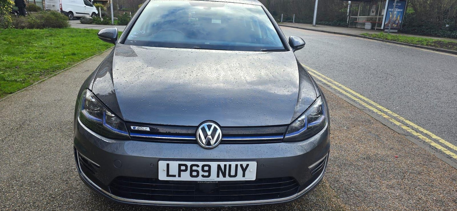 Used Volkswagen Golf 2020 for sale - 77559761: Photo 2