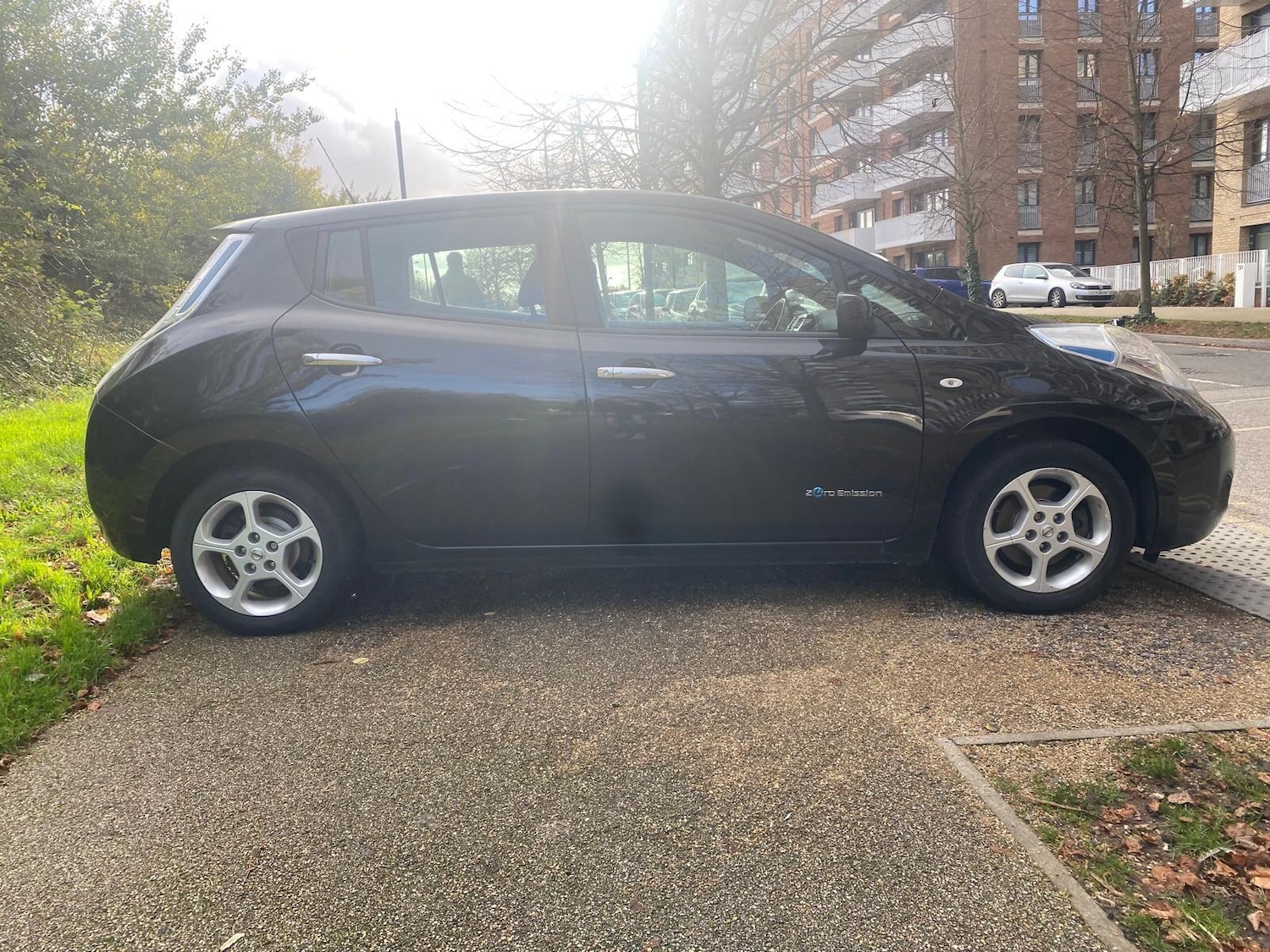 Used Nissan Leaf for sale - 77683986: Photo 8