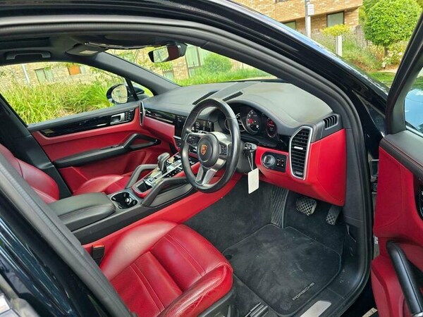 Used Porsche Cayenne 2018 for sale - 76072013: Photo 21