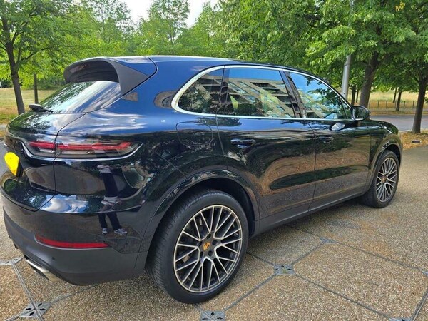 Used Porsche Cayenne 2018 for sale - 76072013: Photo 35