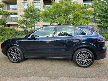 Used Porsche Cayenne 2018 for sale - 76072013: Photo 3