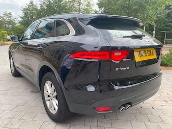 Used Jaguar F-Pace 2018 for sale - 79426443: Photo