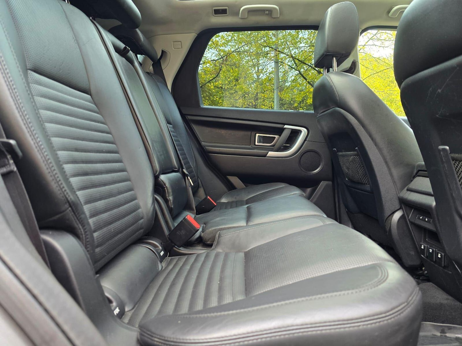 Used Land Rover Discovery Sport 2017 for sale - 76377265: Photo 11