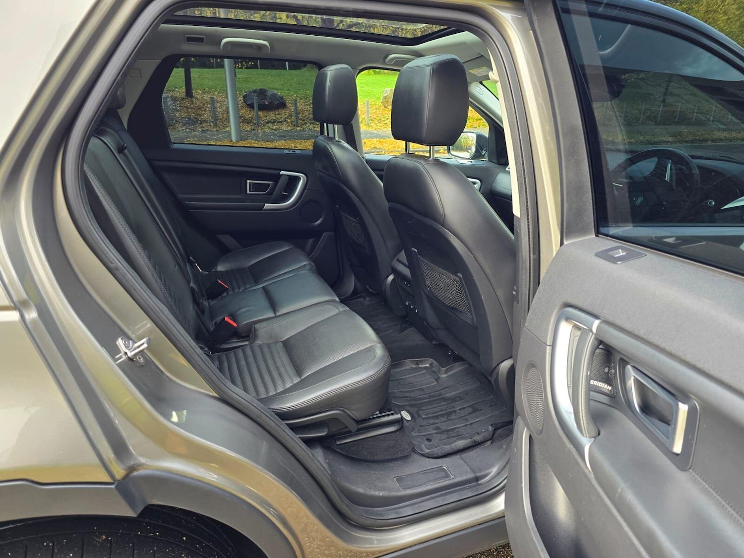 Used Land Rover Discovery Sport 2017 for sale - 76377265: Photo 13